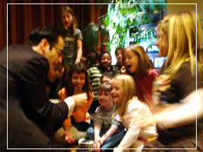Virginia Magician in Virginia providing kids party fun